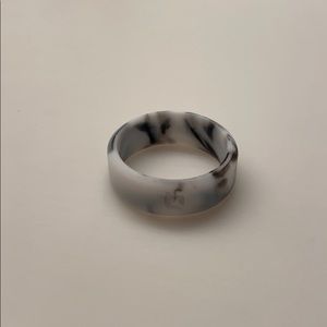 Qalo women’s ring